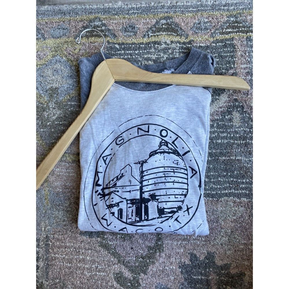 Magnolia Silos Gray Baseball T Shirt Joanna Gaines Fixer Upper Waco Texas Sz Sm